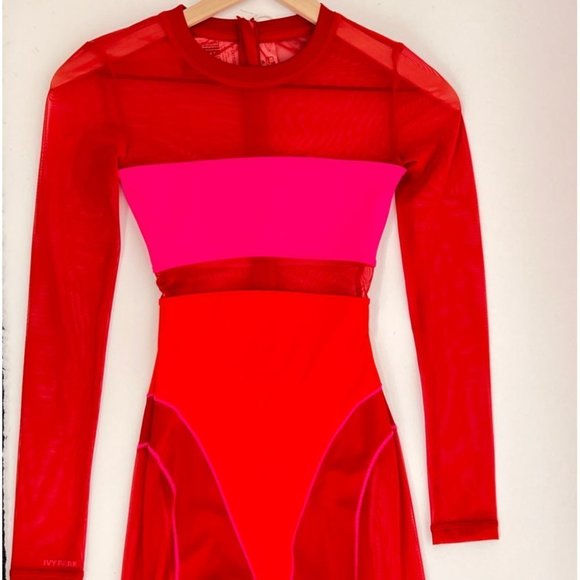 Sexy Catsuit - Picture 15 of 16